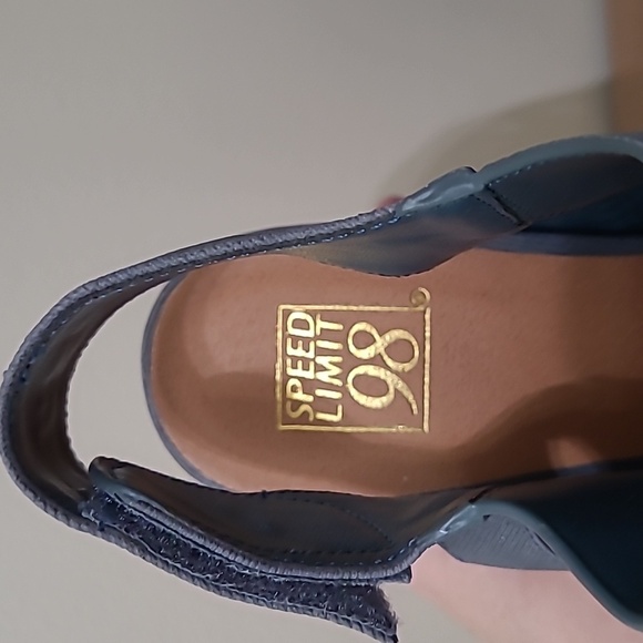 Speed Limit 98 Blue Platform Heels size 10 - Picture 6 of 11